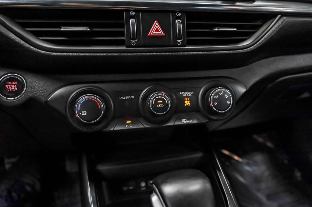 2021 Kia Forte Image 21