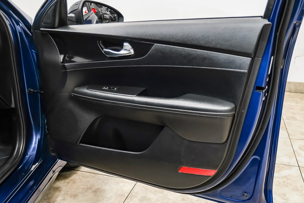 2021 Kia Forte Image 37