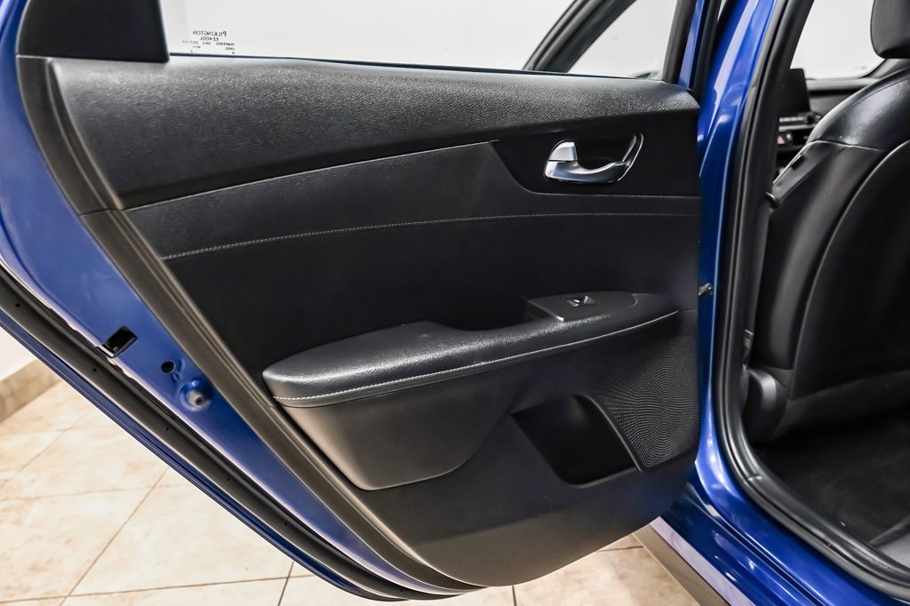 2021 Kia Forte Image 38