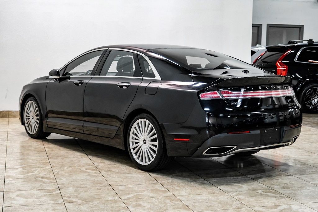 2017 Lincoln MKZ Image 9