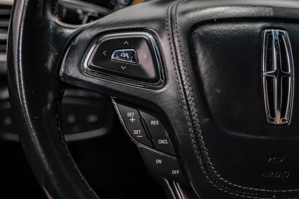 2017 Lincoln MKZ Image 13