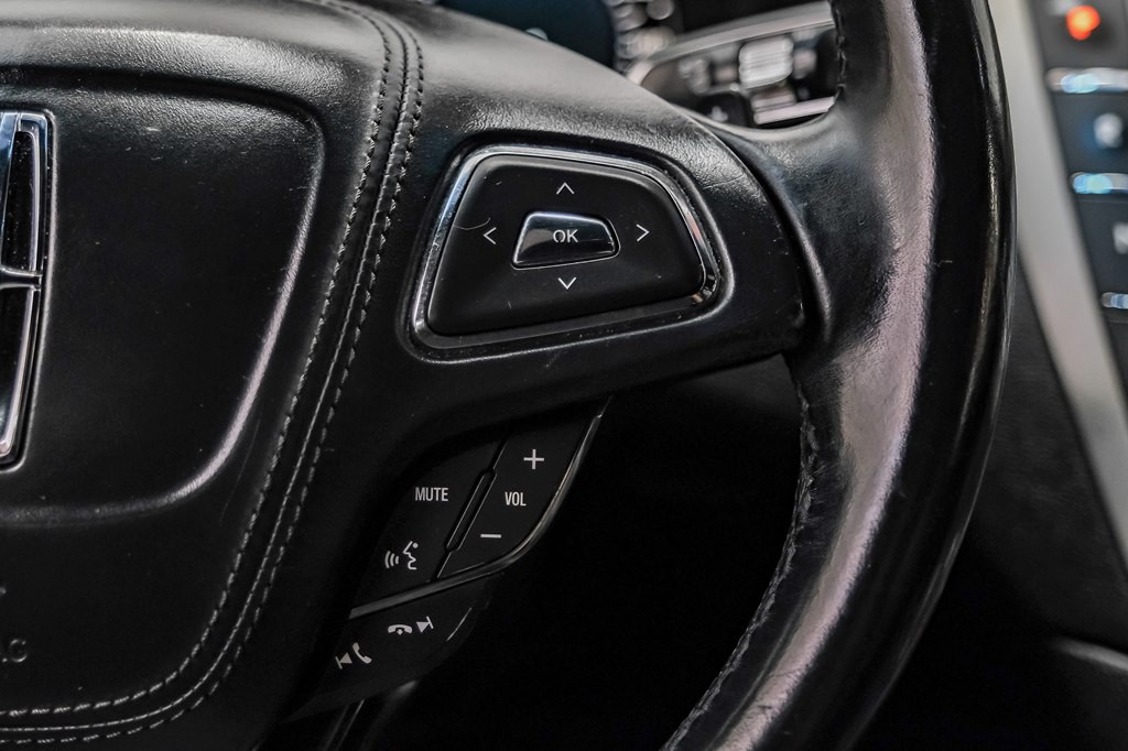 2017 Lincoln MKZ Image 14