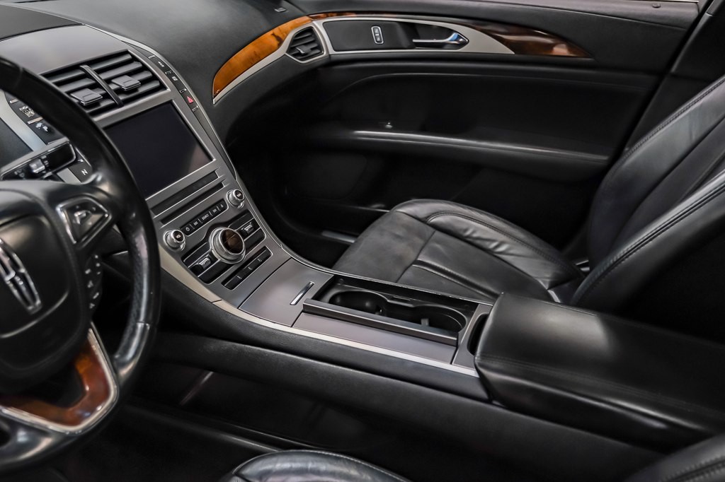 2017 Lincoln MKZ Image 21