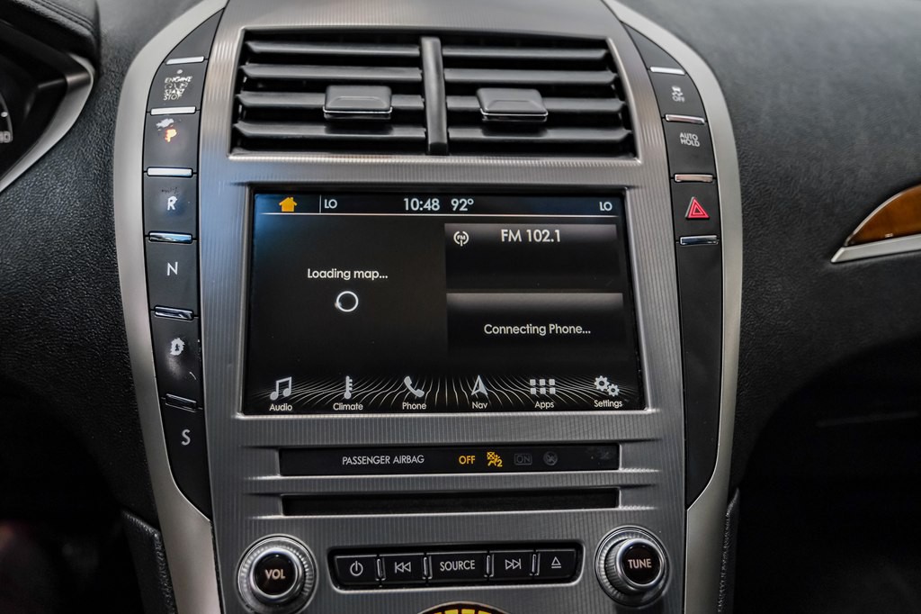 2017 Lincoln MKZ Image 25
