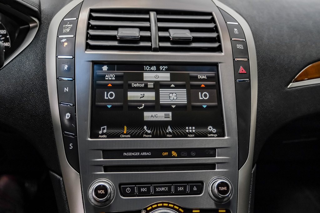 2017 Lincoln MKZ Image 27