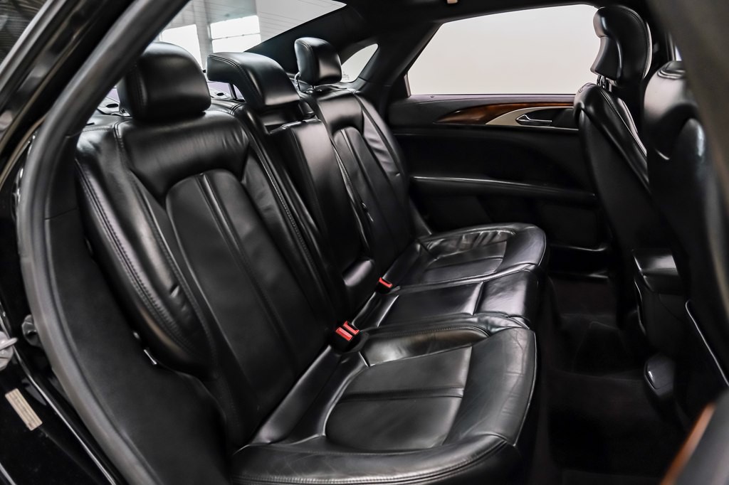 2017 Lincoln MKZ Image 35