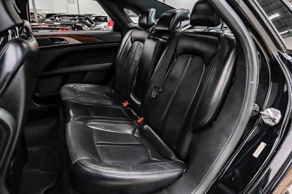 2017 Lincoln MKZ Image 38