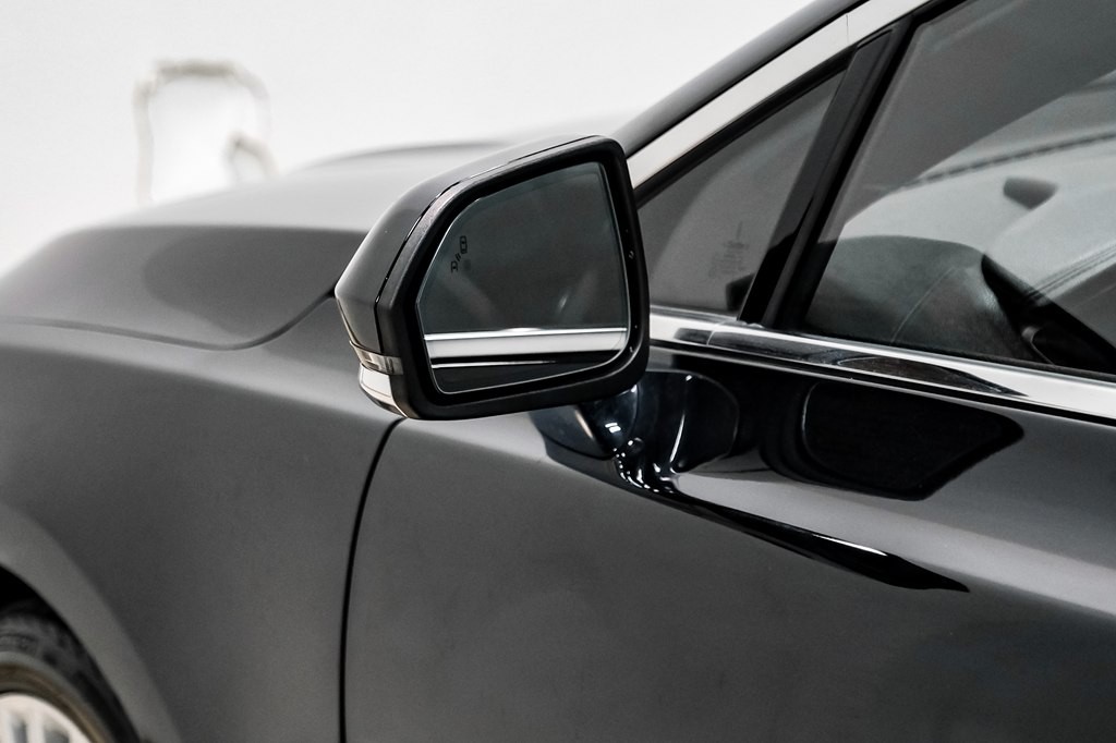 2017 Lincoln MKZ Image 39