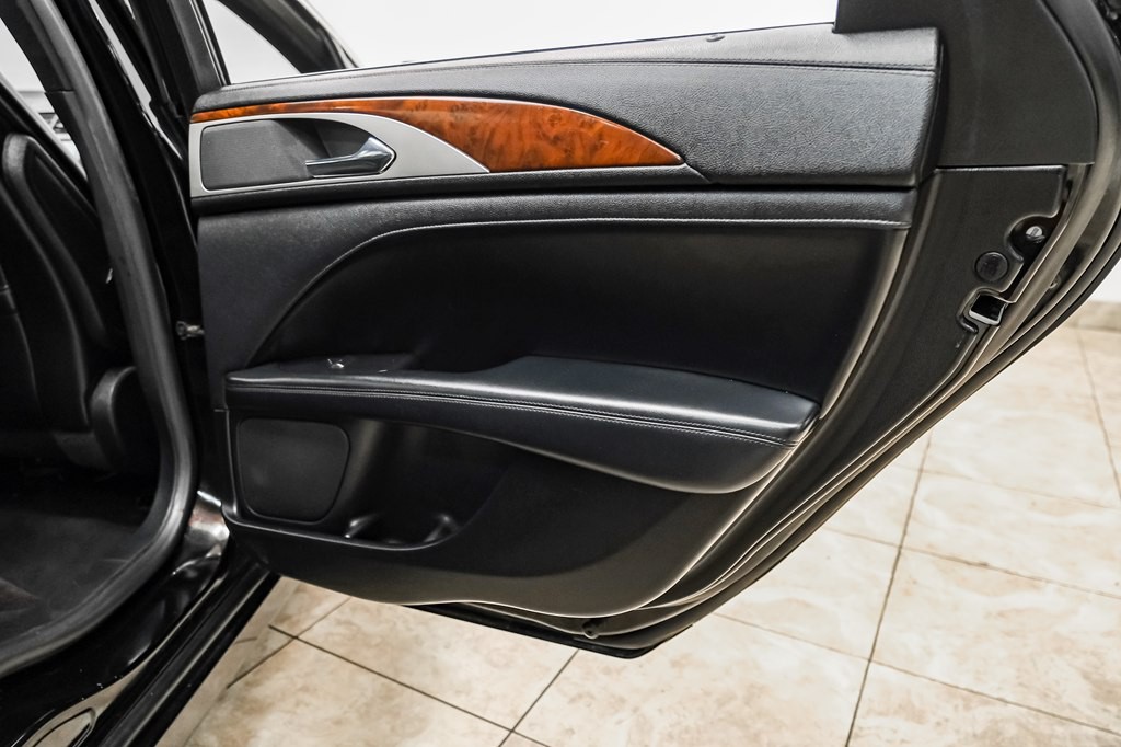 2017 Lincoln MKZ Image 45