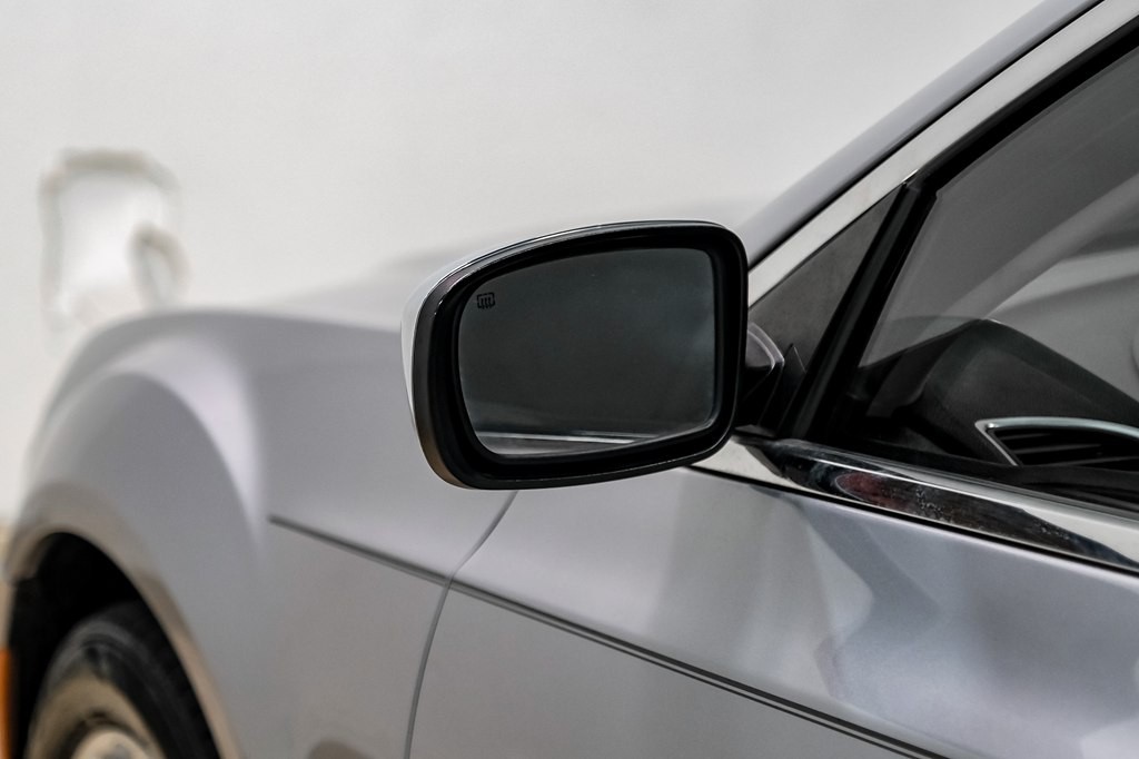 2016 Chrysler 300 Image 46