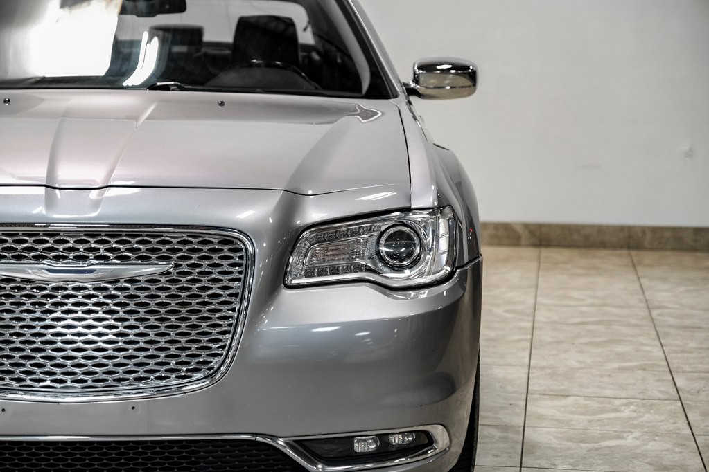 2016 Chrysler 300 Image 51