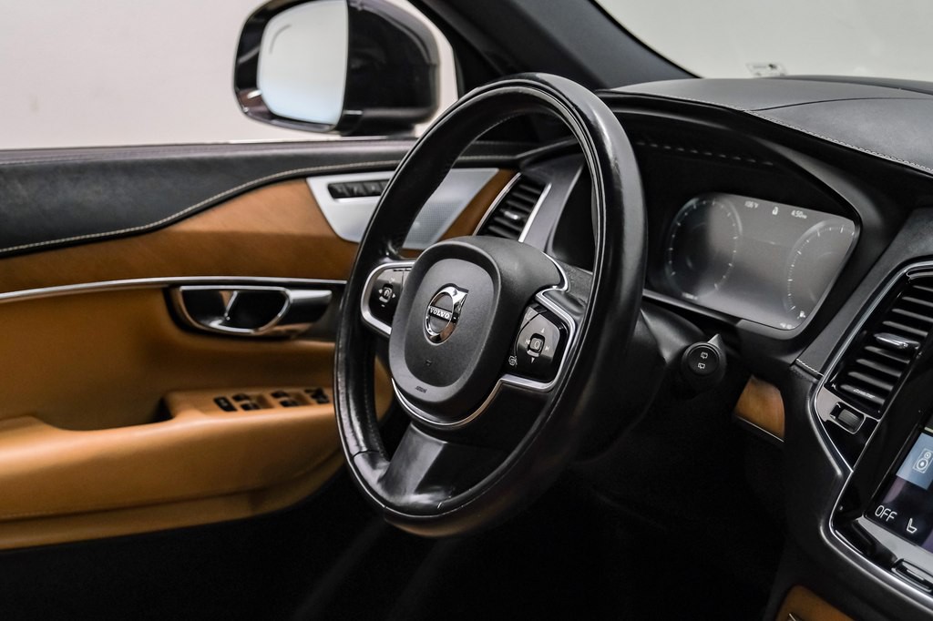 2016 Volvo XC90 Image 13