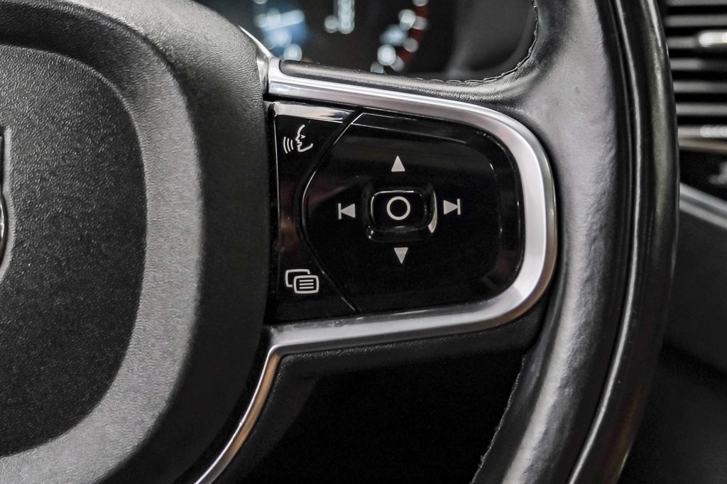2016 Volvo XC90 Image 16