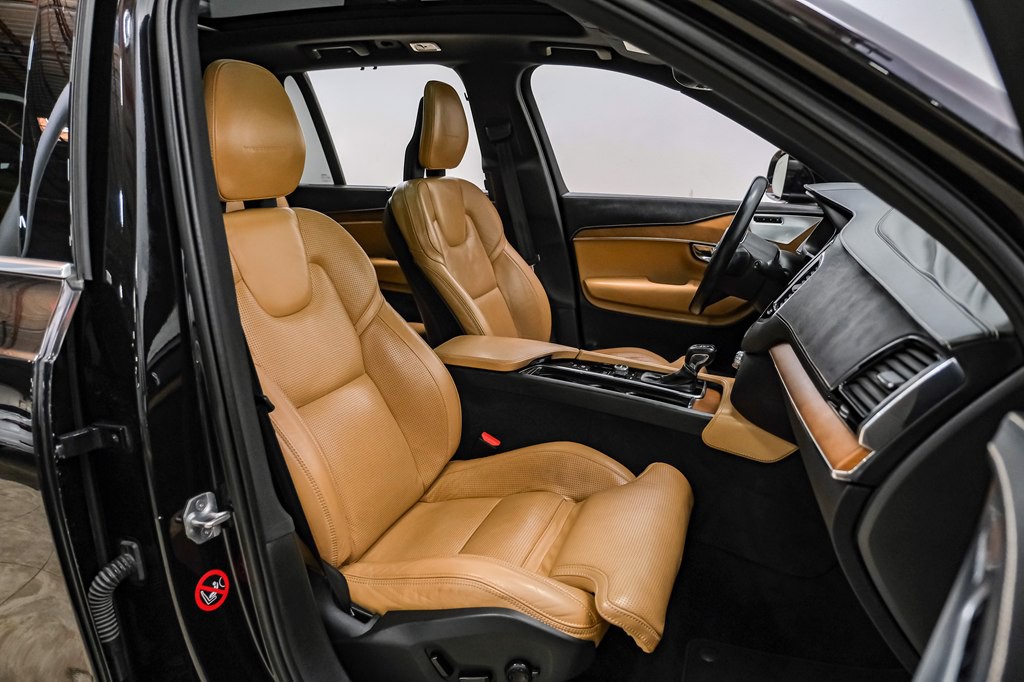 2016 Volvo XC90 Image 31