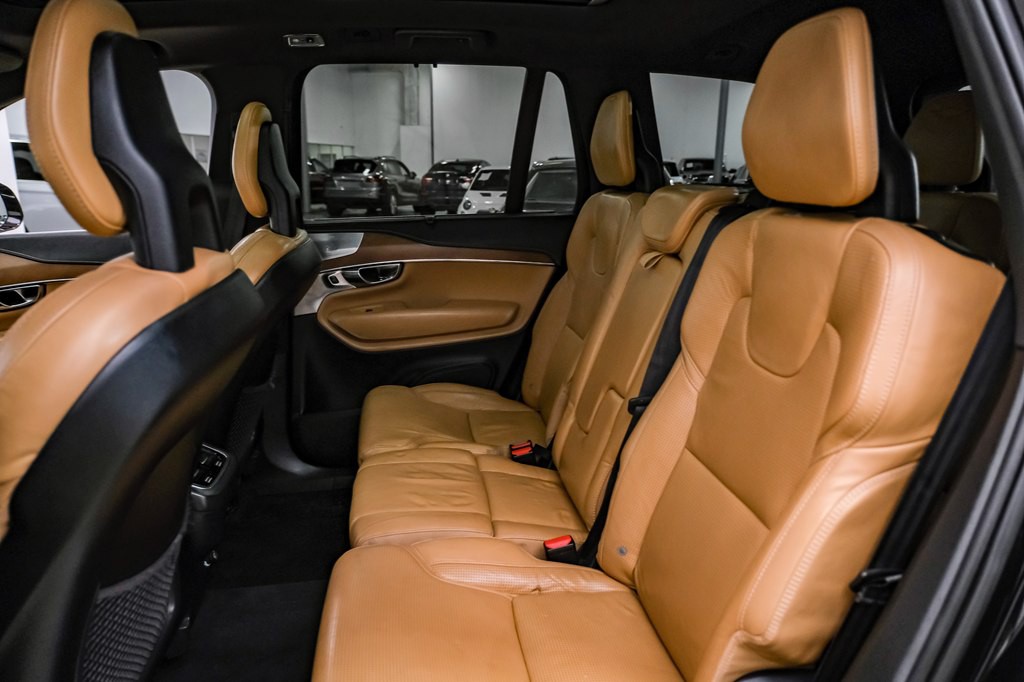 2016 Volvo XC90 Image 35