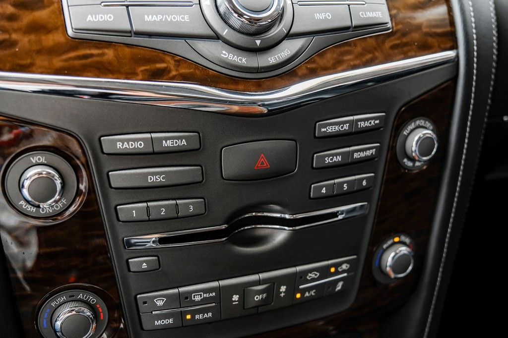 2018 Nissan Armada Image 33