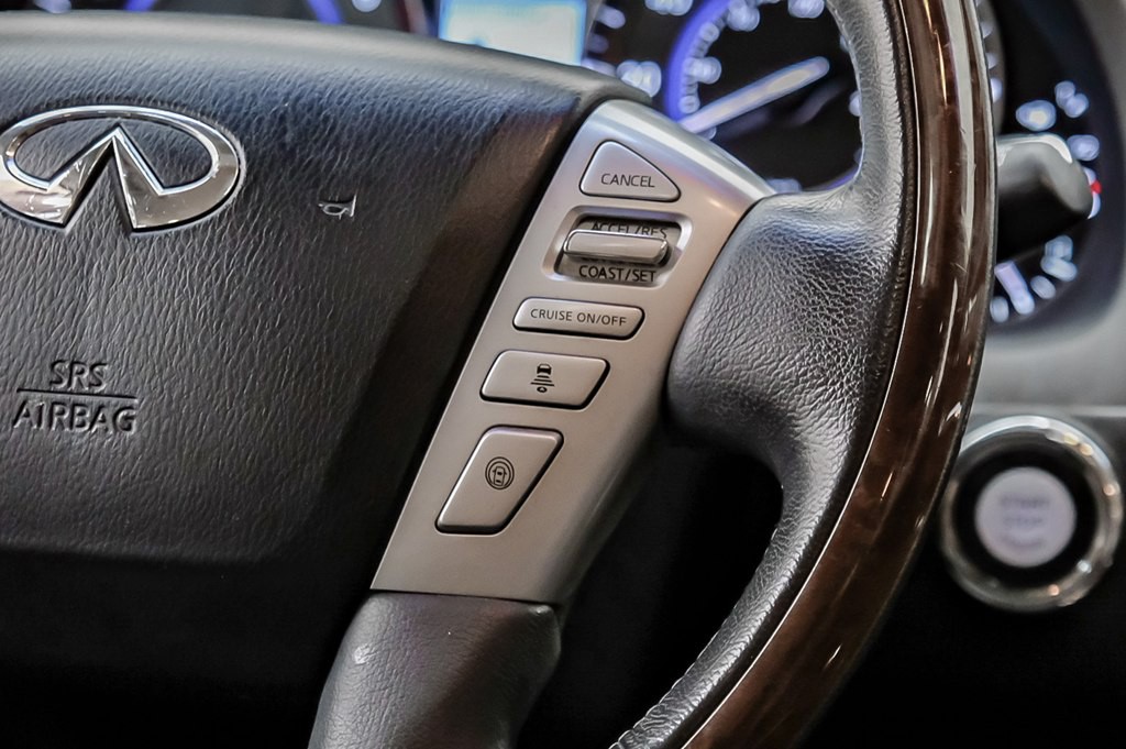 2016 INFINITI QX80 Image 21
