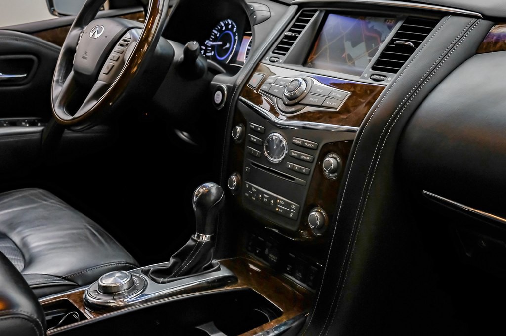 2016 INFINITI QX80 Image 26