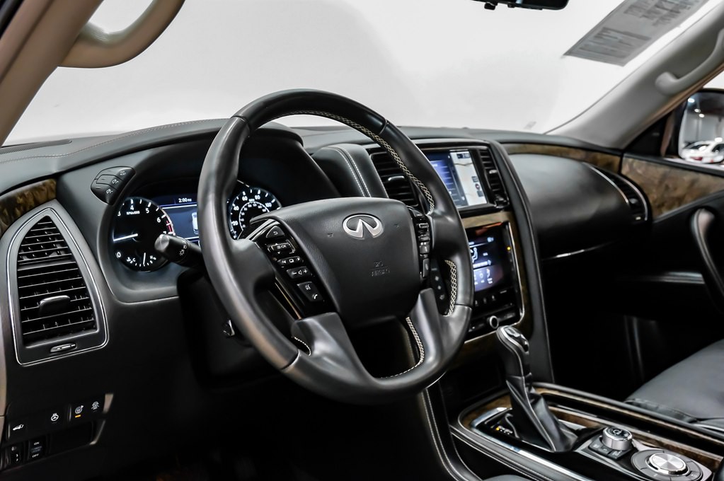 2021 INFINITI QX80 Image 18
