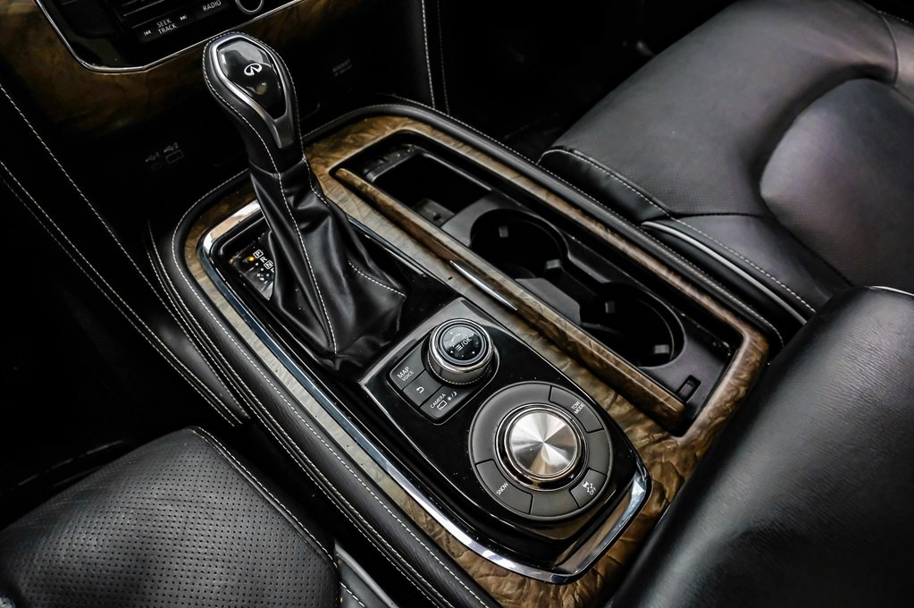 2021 INFINITI QX80 Image 27