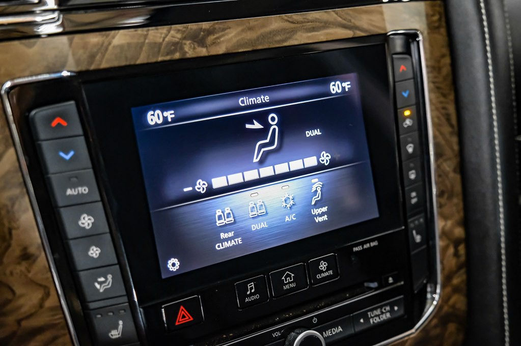 2021 INFINITI QX80 Image 35