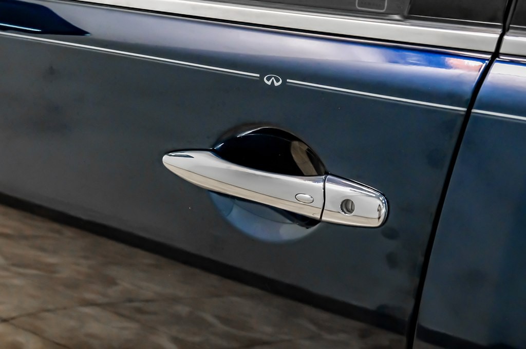 2021 INFINITI QX80 Image 49