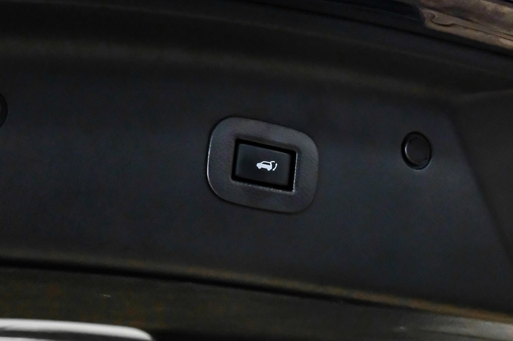 2021 INFINITI QX80 Image 61