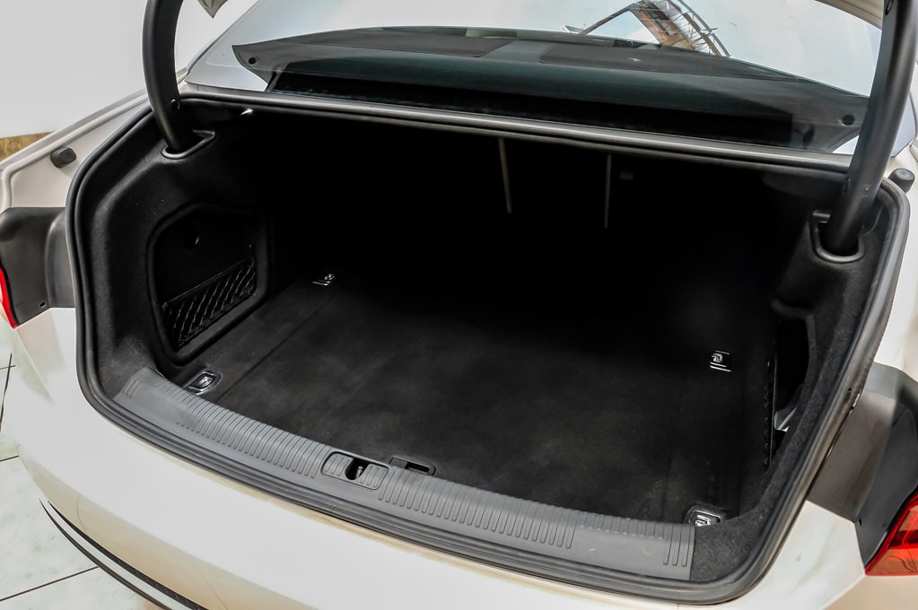 2018 Audi A4 Image 57