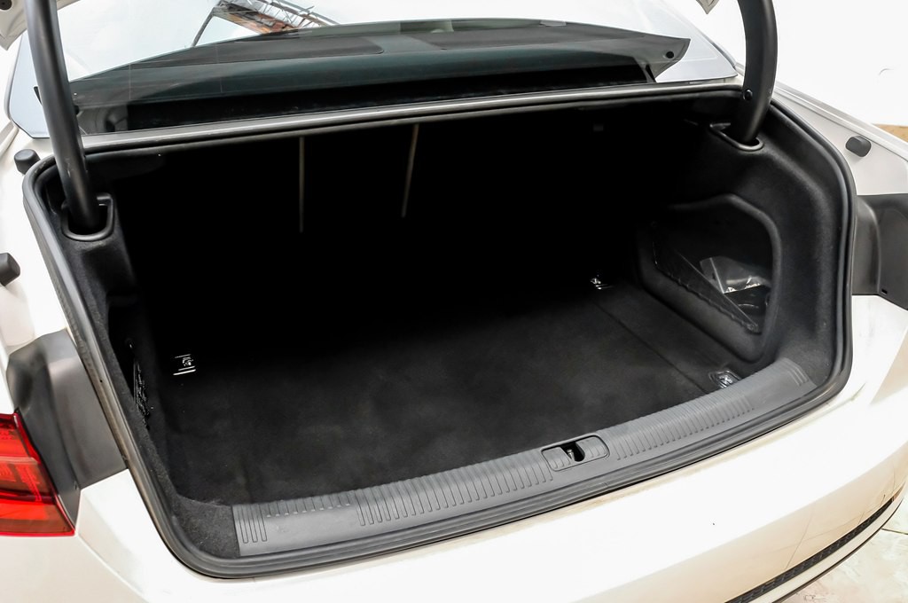2018 Audi A4 Image 58