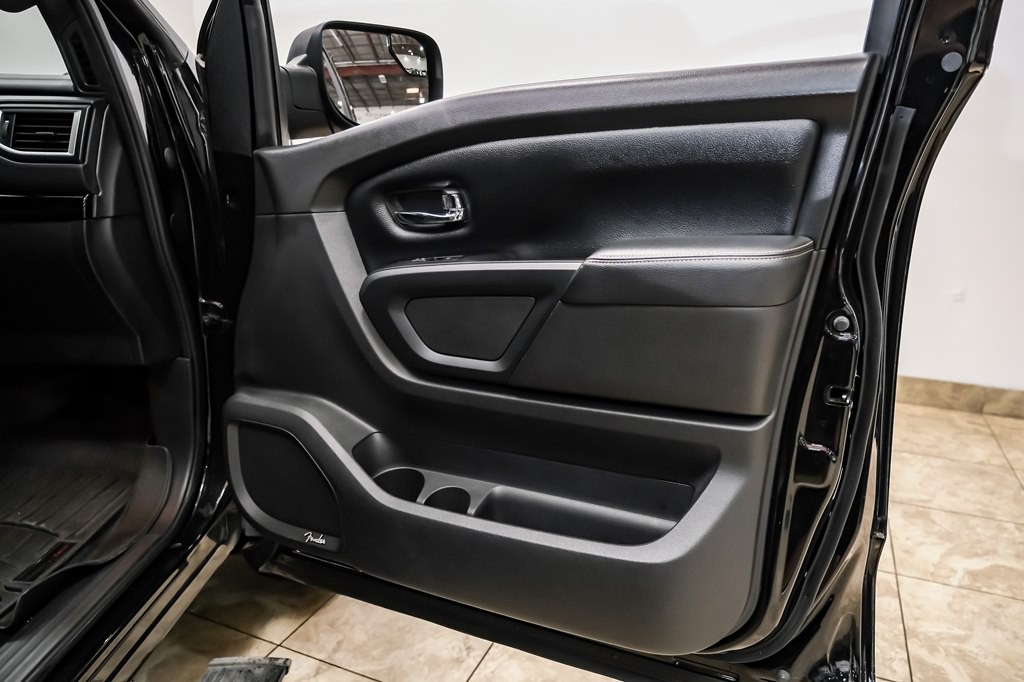 2019 Nissan Titan Image 39