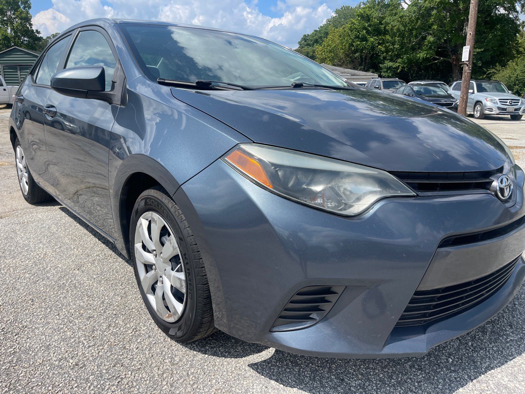 2015 Toyota Corolla Image 2