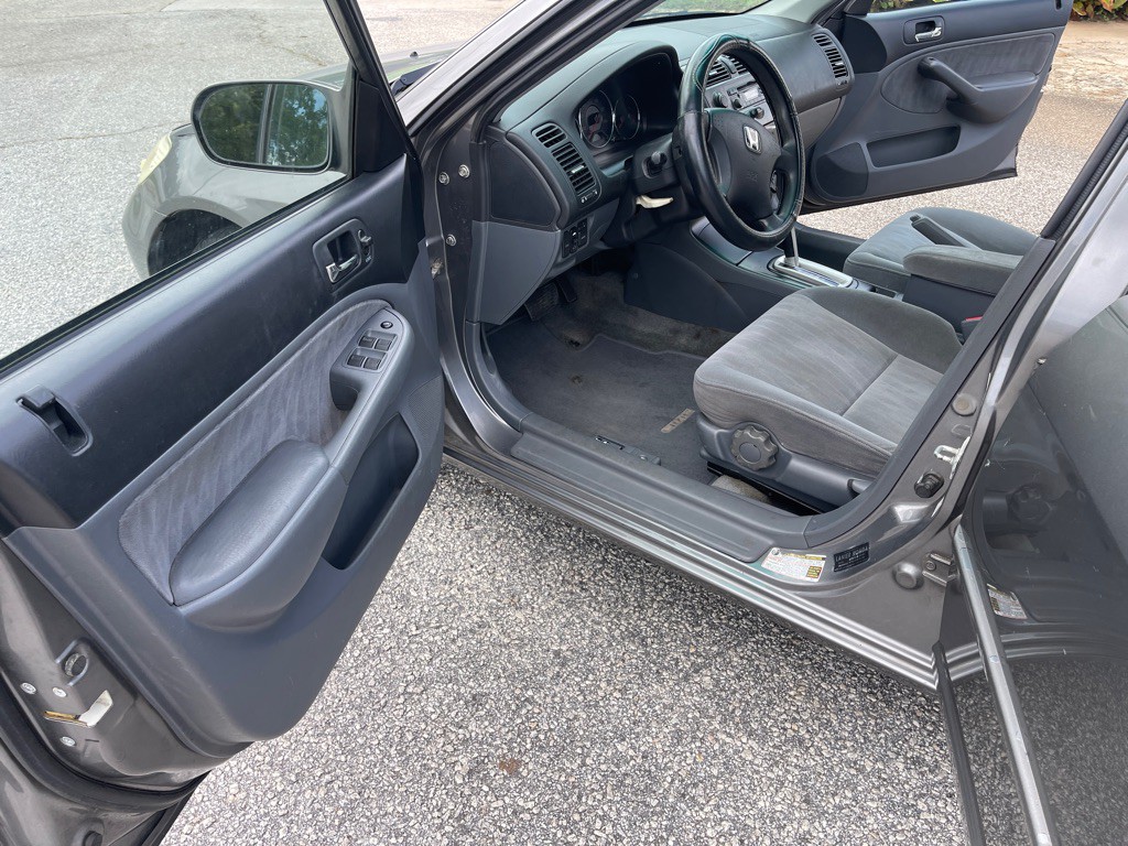 2004 Honda Civic Image 9