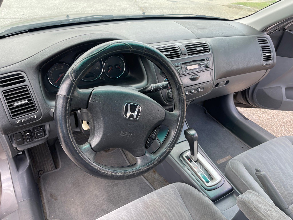 2004 Honda Civic Image 10