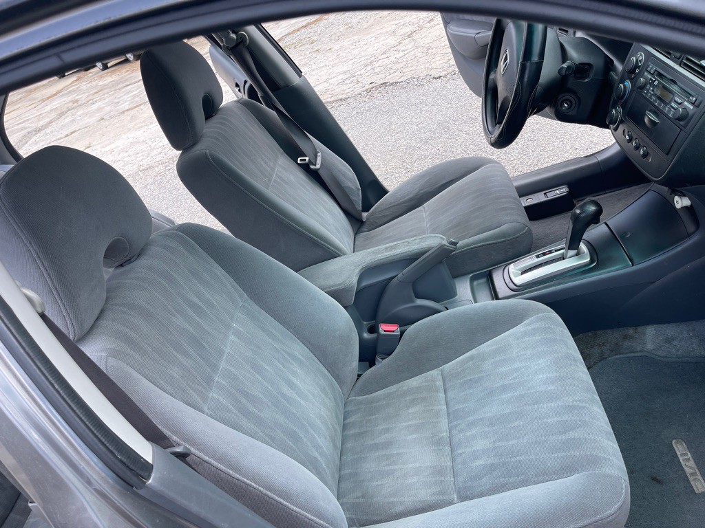 2004 Honda Civic Image 17