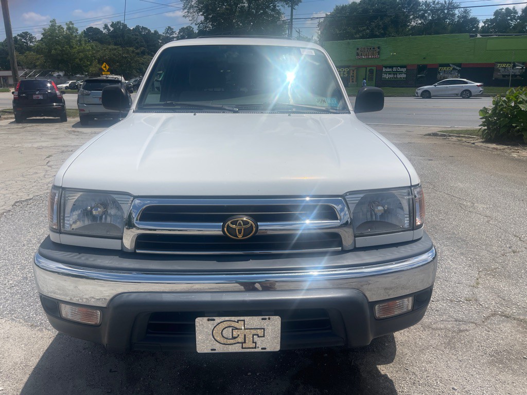 2000 Toyota 4Runner Image 3