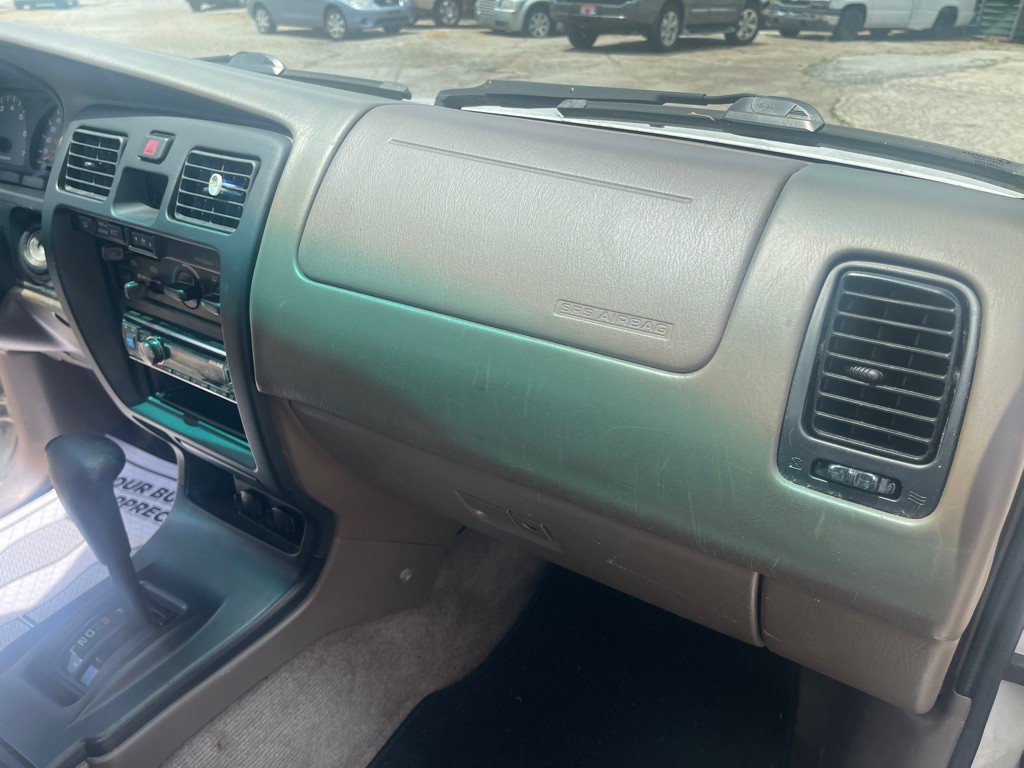 2000 Toyota 4Runner Image 15
