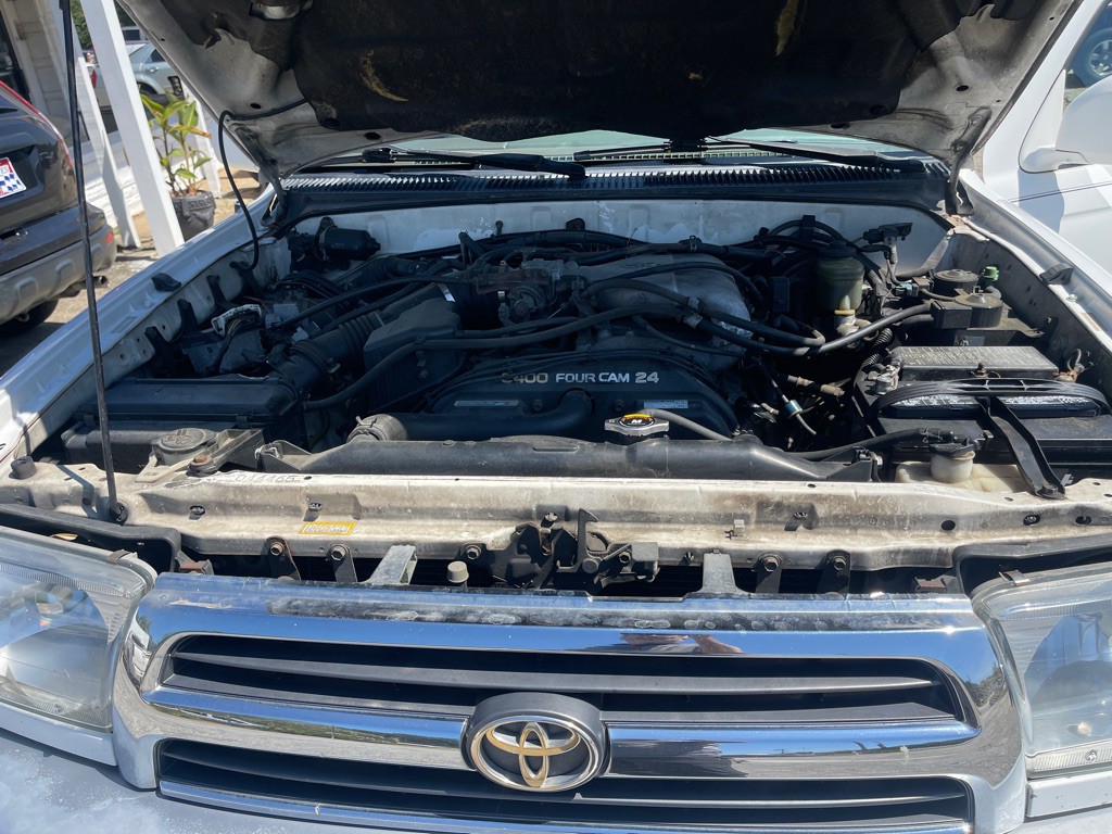 2000 Toyota 4Runner Image 19