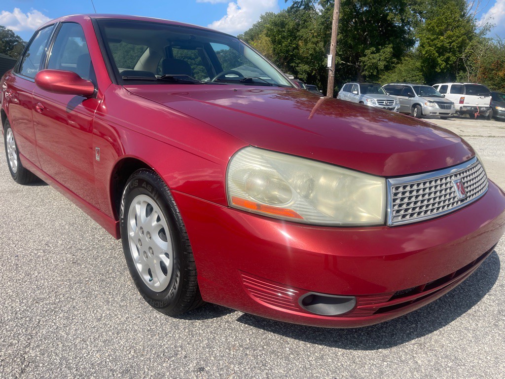 2003 Saturn L200 Image 2