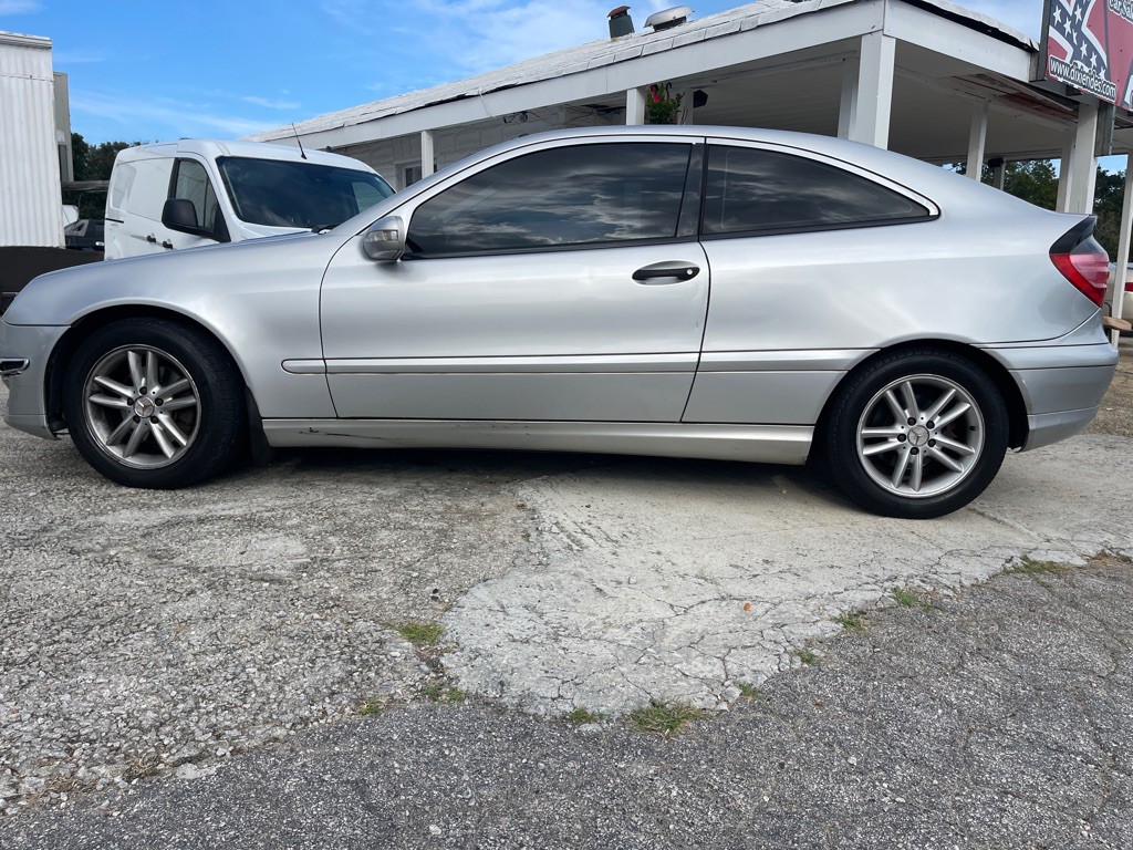 2002 Mercedes-Benz C-Class Image 5