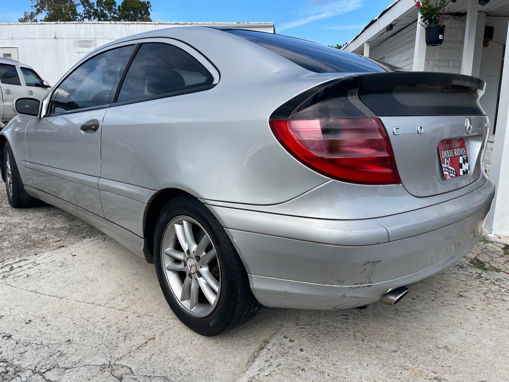 2002 Mercedes-Benz C-Class Image 6