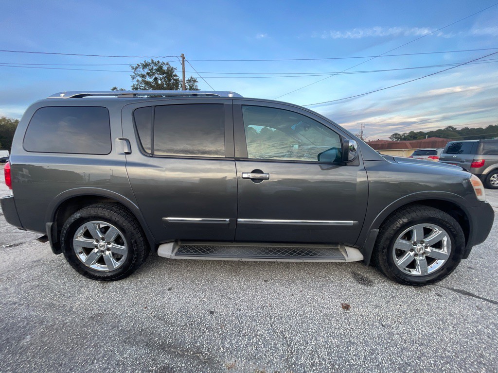 2012 Nissan Armada Image 1