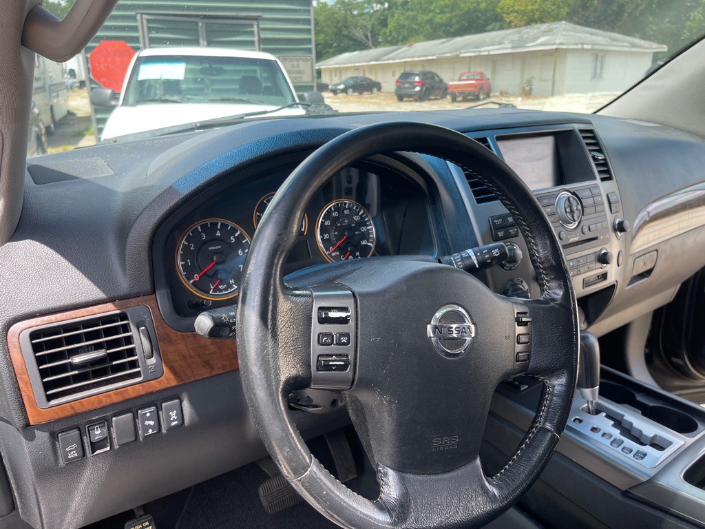 2012 Nissan Armada Image 14