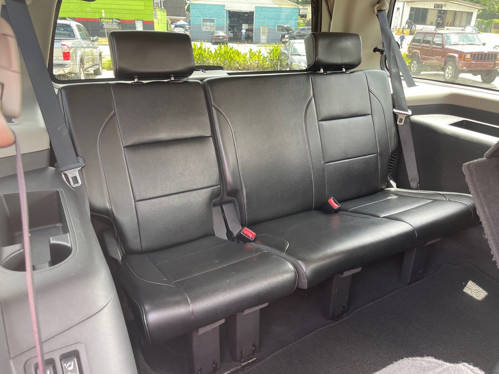 2012 Nissan Armada Image 22
