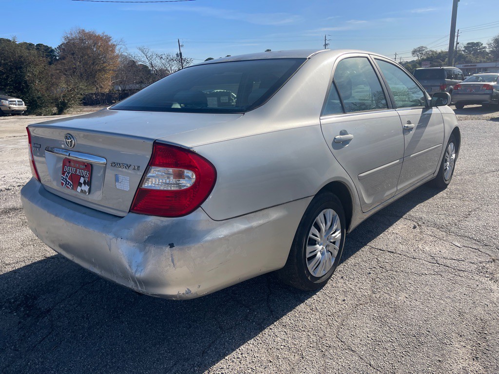 2004 Toyota Camry Image 7