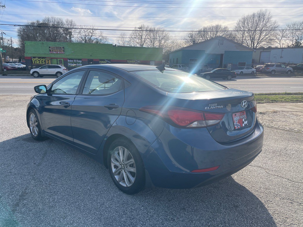 2016 Hyundai Elantra Image 5