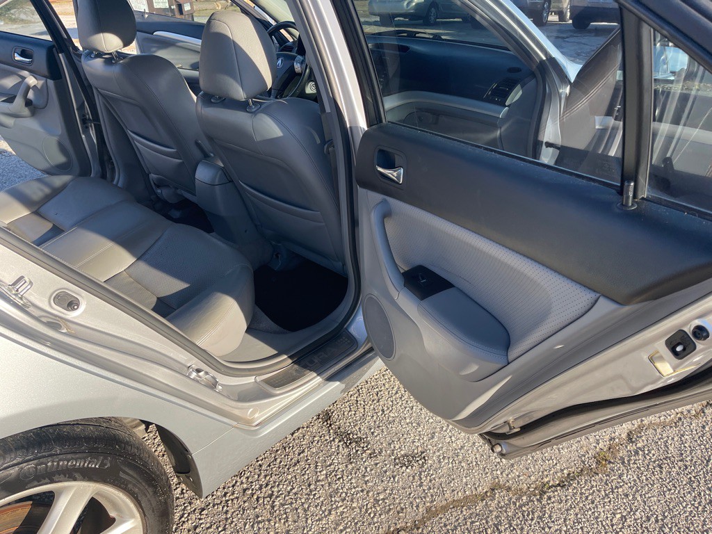 2004 Acura TSX Image 16