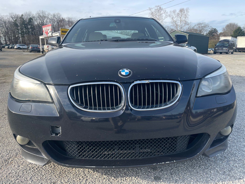 2010 BMW 5 Series Image 3