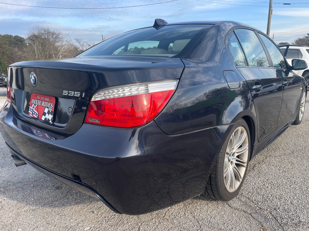 2010 BMW 5 Series Image 8