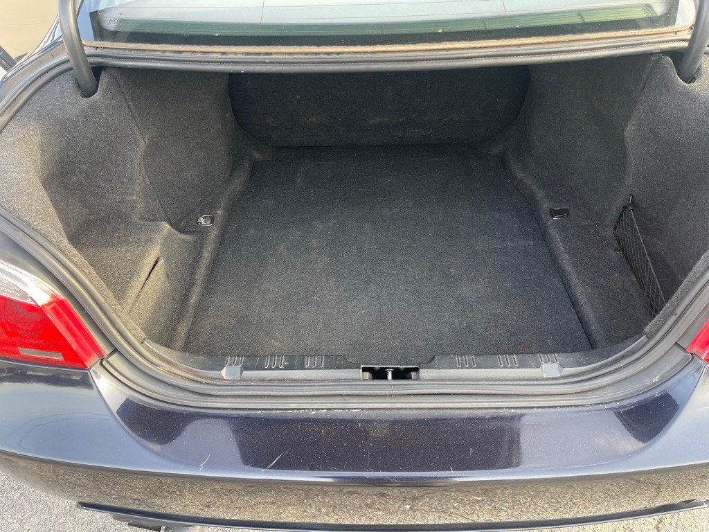 2010 BMW 5 Series Image 18