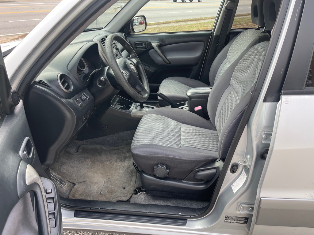 2005 Toyota Rav4 Image 8